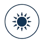 Dieses Bild zeigt ein stilisiertes Symbol, das eine Sonne innerhalb eines Kreises darstellt. Die Sonne ist in Dunkelblau gehalten und hat klare, gerade Strahlen, die symmetrisch angeordnet sind. Der Kreis, der die Sonne umgibt, ist ebenfalls dunkelblau, was einen kontrastreichen und harmonischen Eindruck vermittelt. Dieses minimalistische Design könnte als Logo oder Icon verwendet werden, um Themen wie Helligkeit, Energie oder Optimismus zu repräsentieren.
